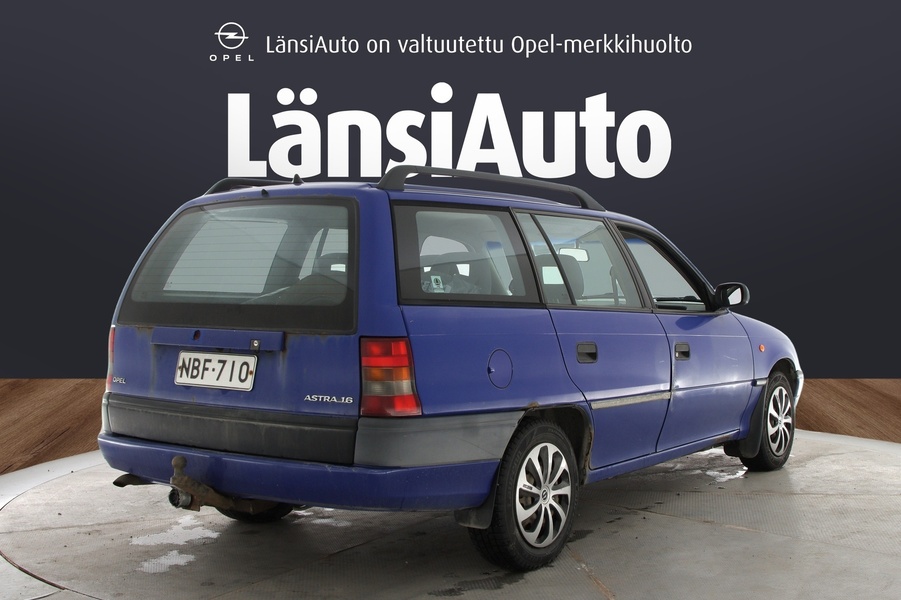 Opel Astra vaihtoauto