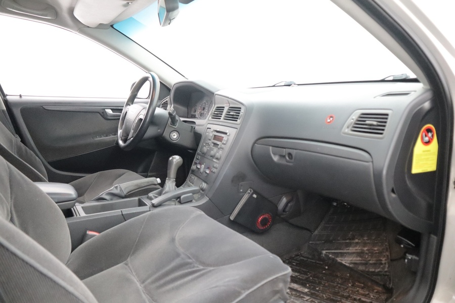 Volvo V70 vaihtoauto