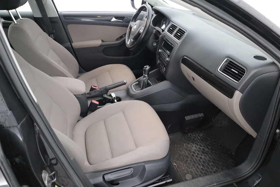 Volkswagen Jetta vaihtoauto