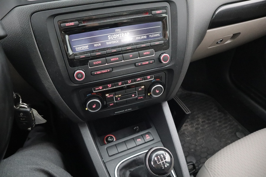 Volkswagen Jetta vaihtoauto