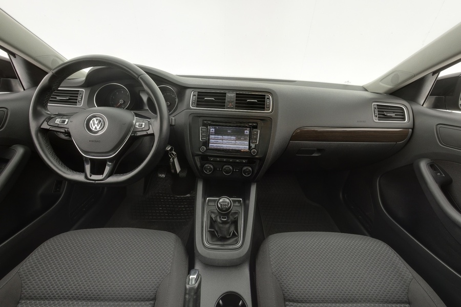 Volkswagen Jetta vaihtoauto