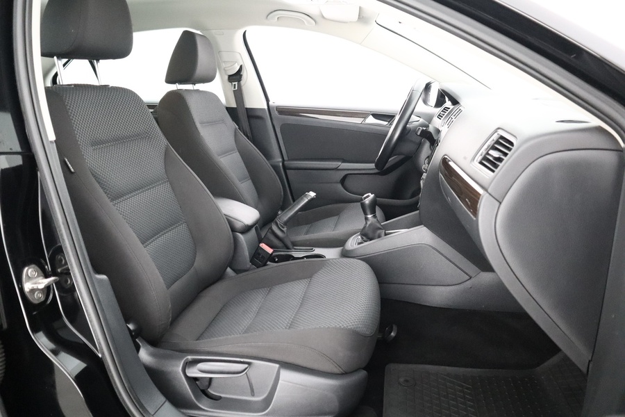 Volkswagen Jetta vaihtoauto