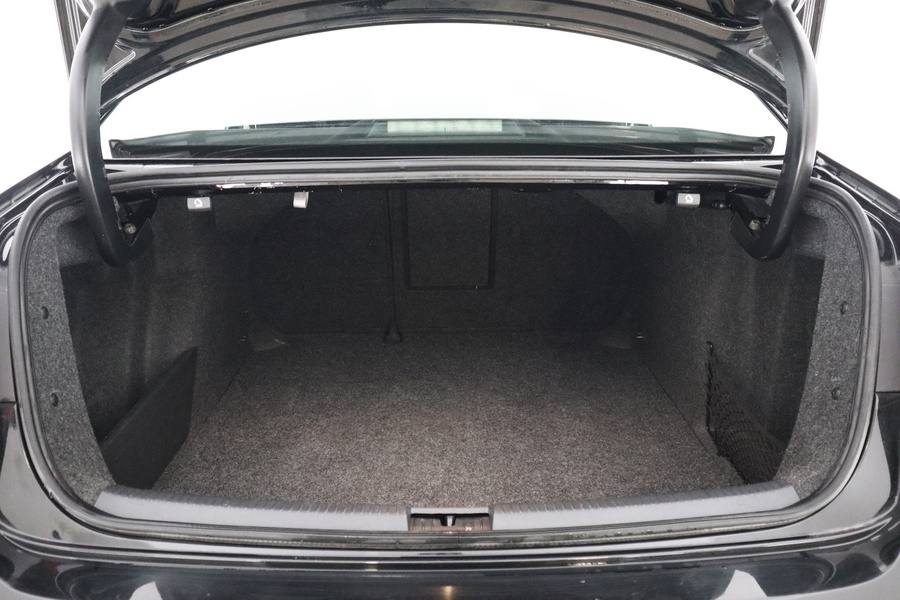Volkswagen Jetta vaihtoauto