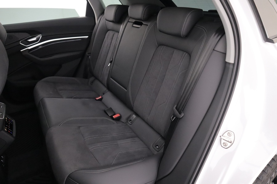 Audi Q8 e-tron vaihtoauto