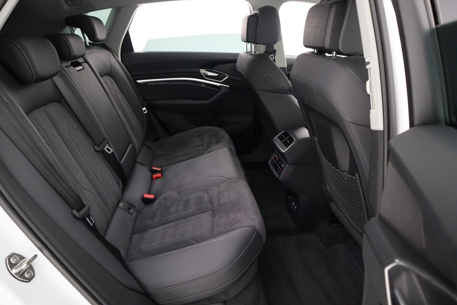 Audi Q8 e-tron vaihtoauto