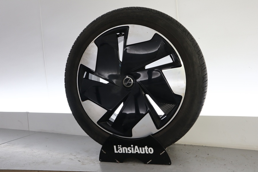 Volvo EX30 vaihtoauto