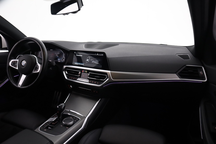 BMW 330 vaihtoauto