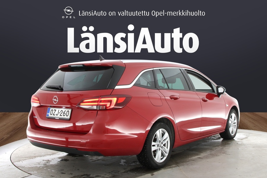 Opel Astra vaihtoauto