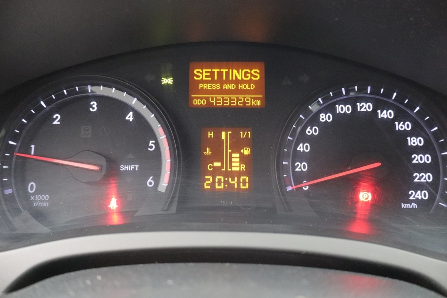 Toyota Avensis vaihtoauto