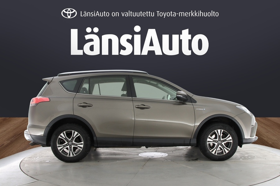 Toyota RAV4 vaihtoauto