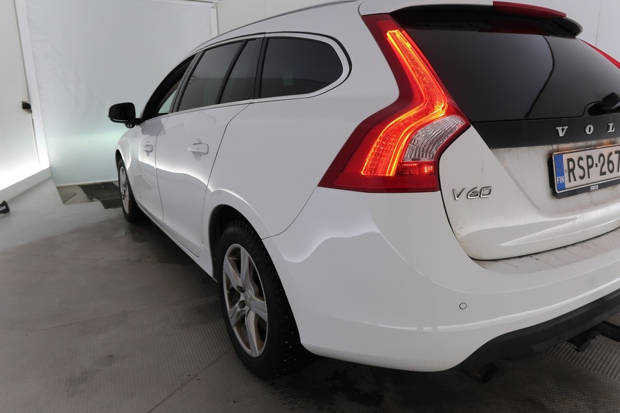 Volvo V60 vaihtoauto