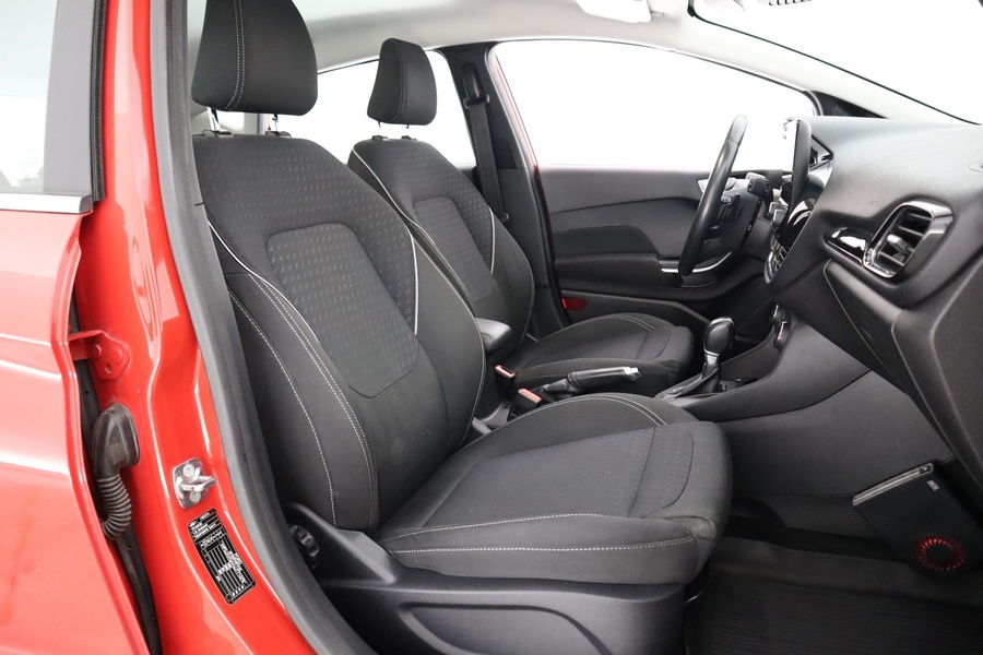 Ford Fiesta vaihtoauto