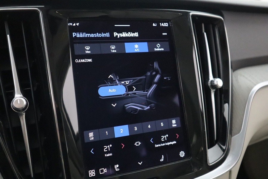 Volvo V60 vaihtoauto