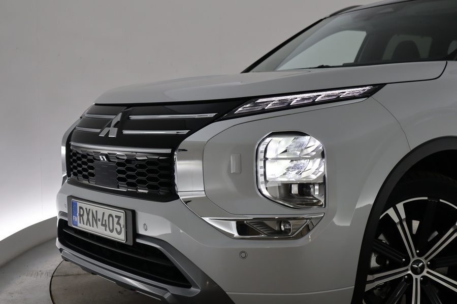 Mitsubishi Outlander vaihtoauto