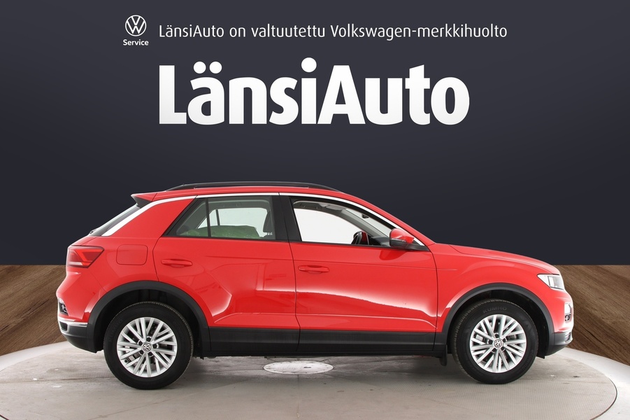 Volkswagen T-Roc vaihtoauto