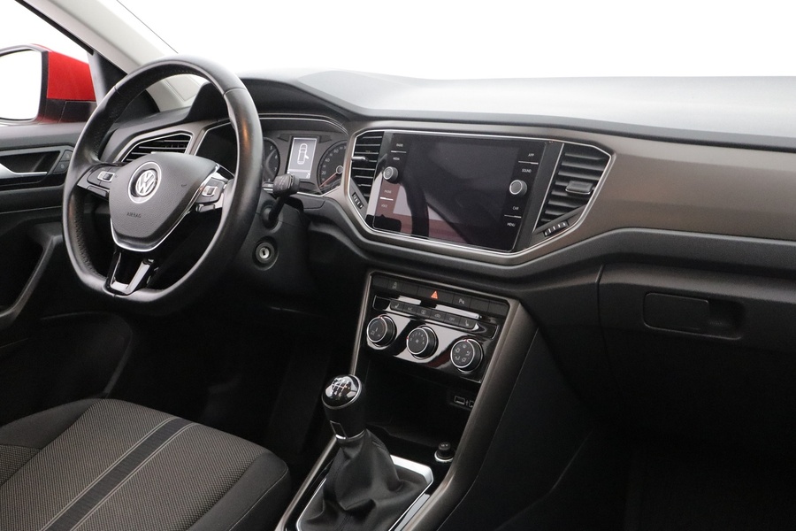 Volkswagen T-Roc vaihtoauto