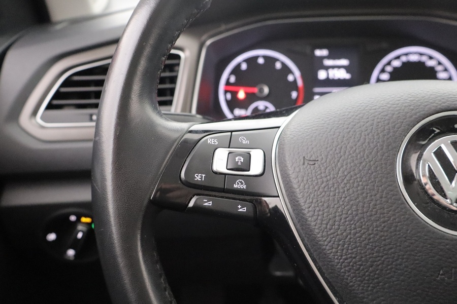 Volkswagen T-Roc vaihtoauto