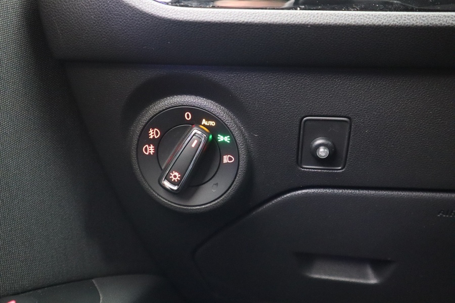 SEAT Leon ST vaihtoauto