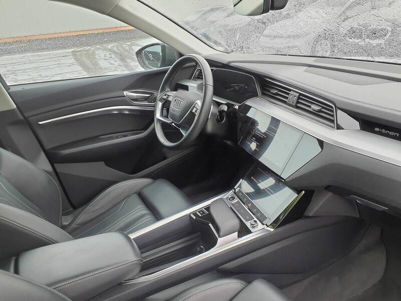 Audi Q8 e-tron vaihtoauto