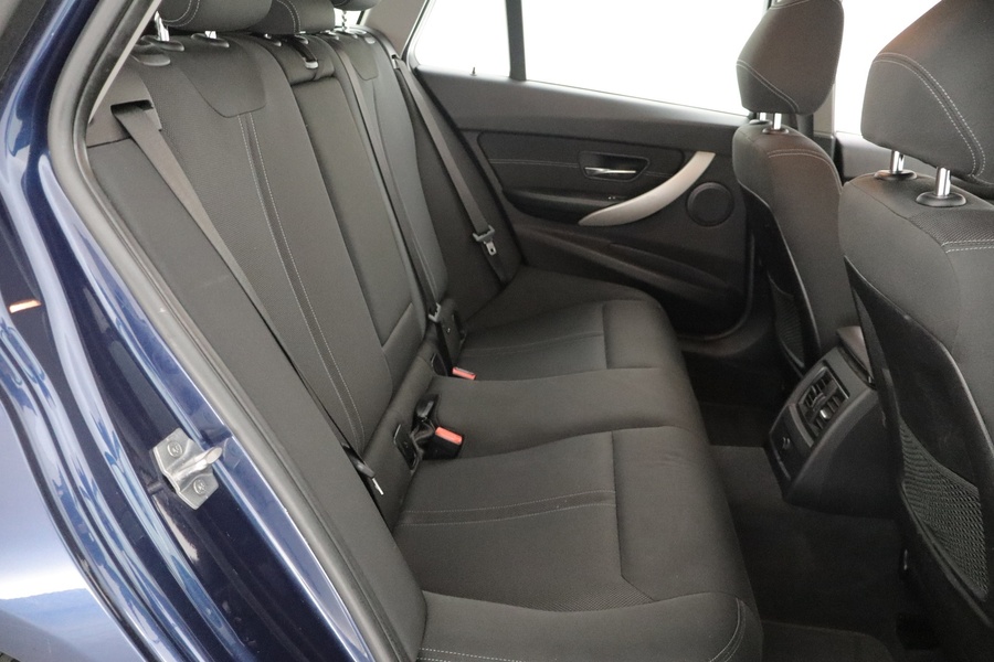 BMW 318 vaihtoauto
