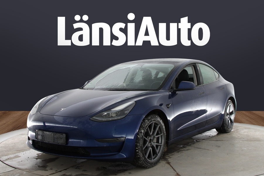 Tesla Model 3 vaihtoauto