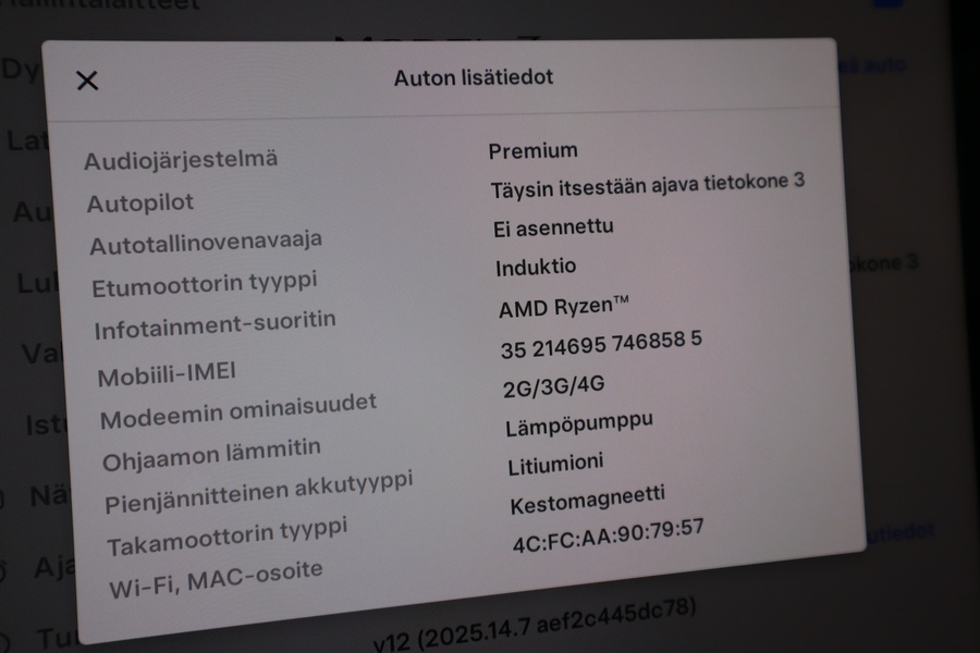 Tesla Model 3 vaihtoauto