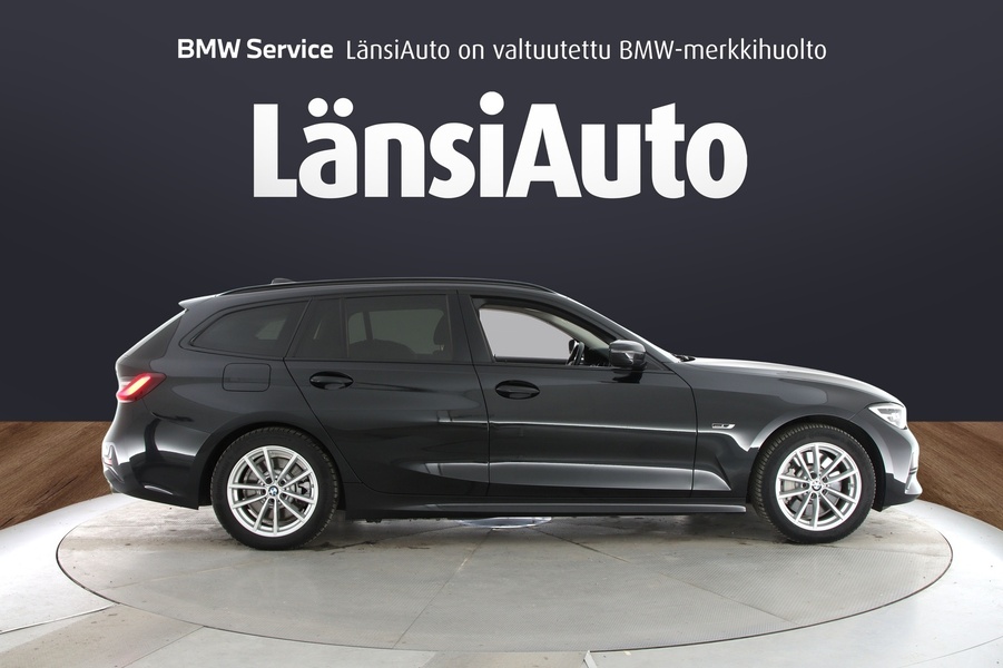 BMW 330 vaihtoauto