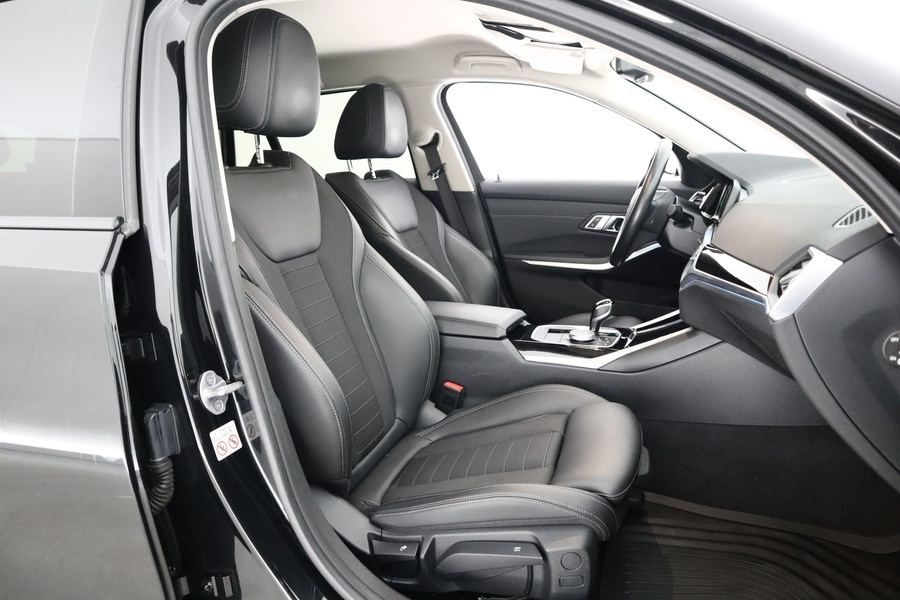 BMW 330 vaihtoauto