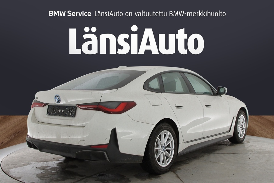 BMW i4 vaihtoauto