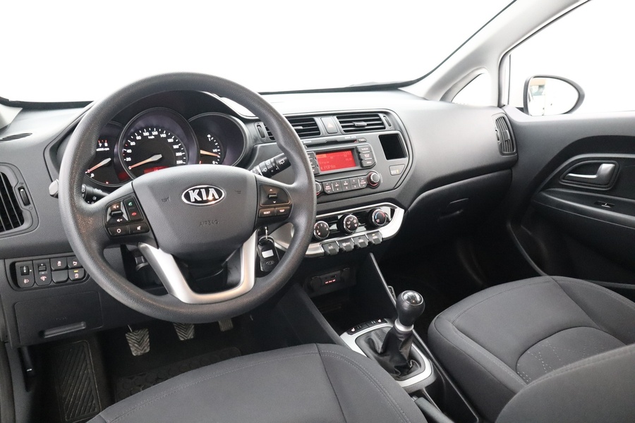 Kia Rio vaihtoauto