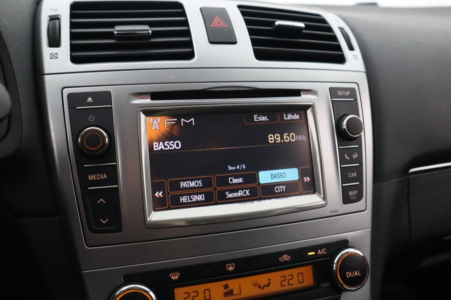 Toyota Avensis vaihtoauto