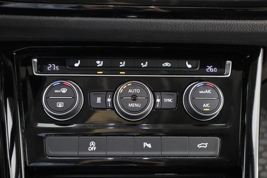 Volkswagen Touran vaihtoauto