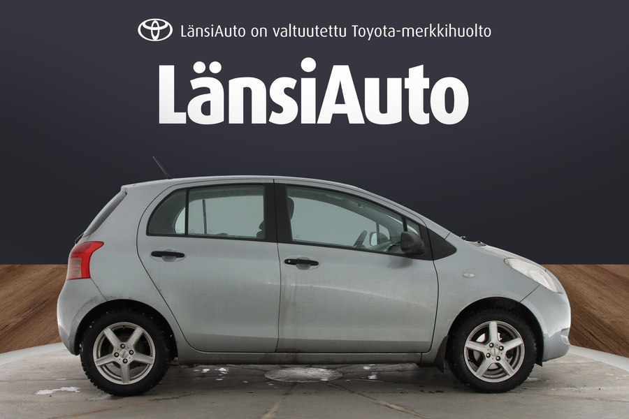 Toyota Yaris vaihtoauto