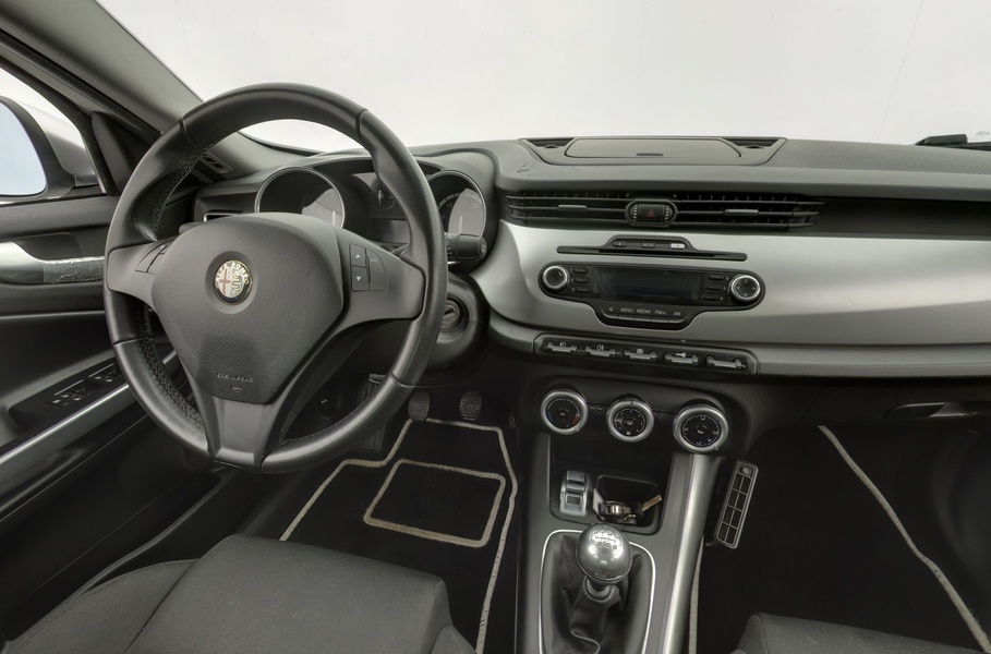 Alfa Romeo Giulietta vaihtoauto