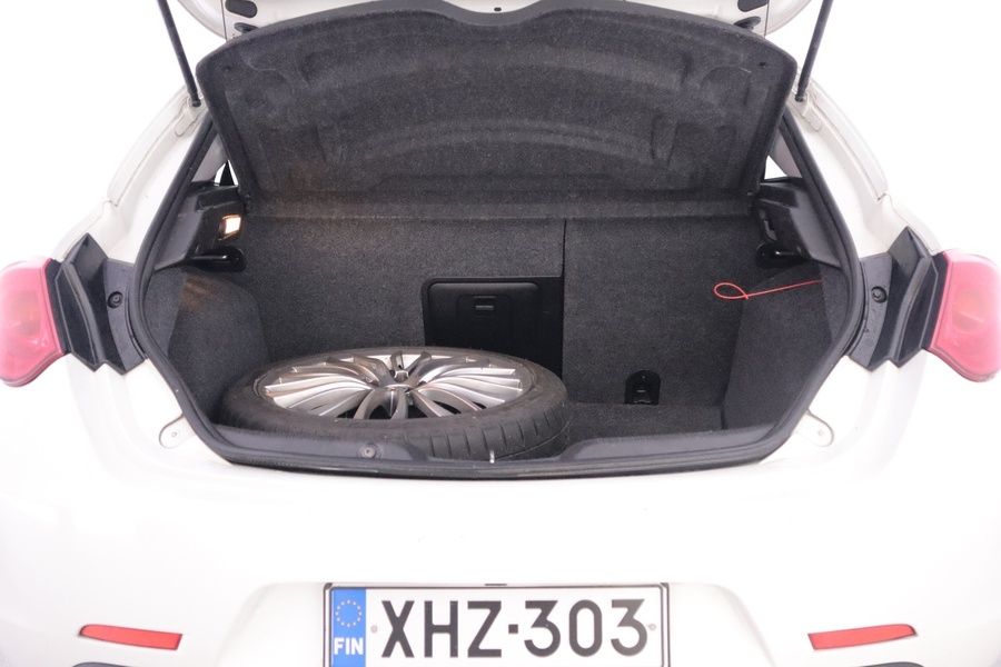 Alfa Romeo Giulietta vaihtoauto