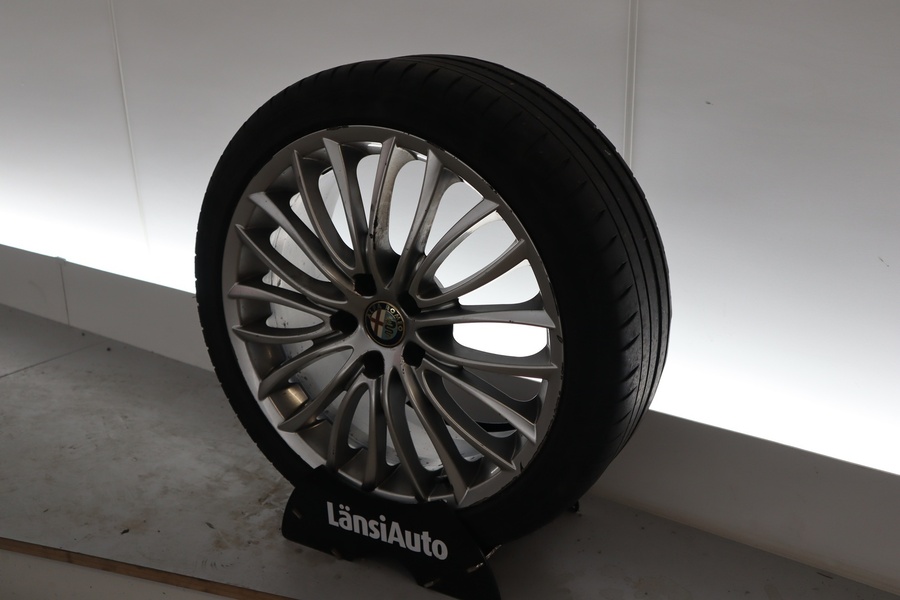 Alfa Romeo Giulietta vaihtoauto