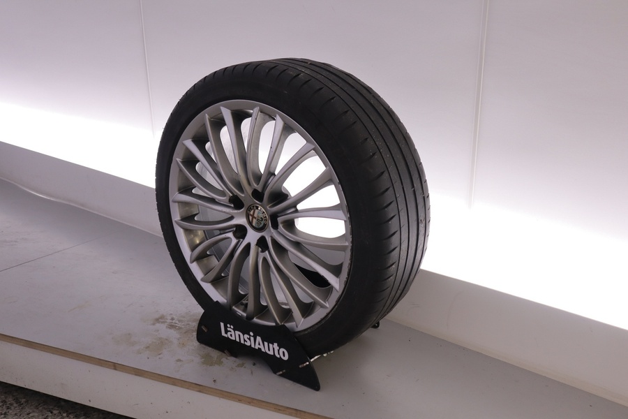 Alfa Romeo Giulietta vaihtoauto