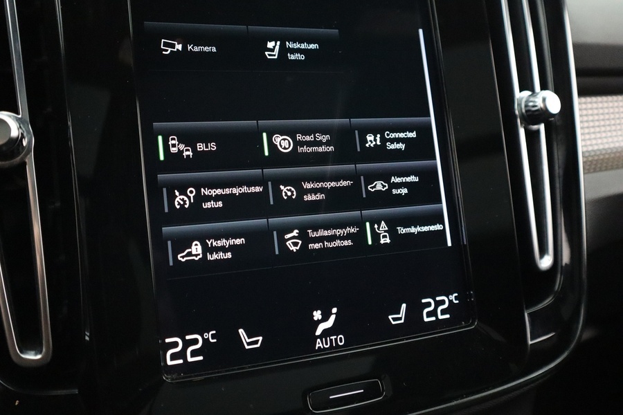 Volvo XC40 vaihtoauto