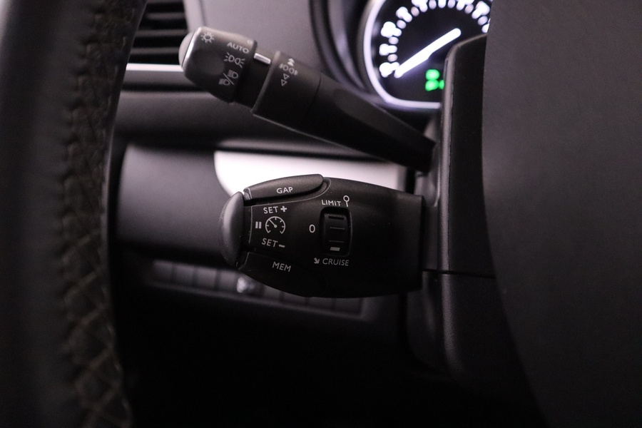 Opel Zafira vaihtoauto