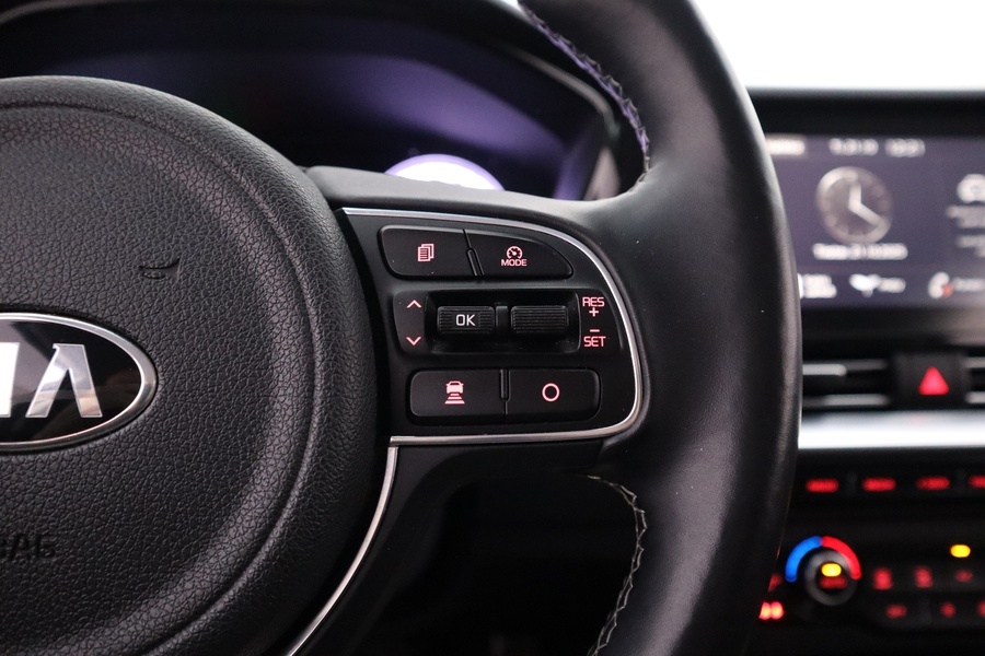 Kia Niro plug-in vaihtoauto