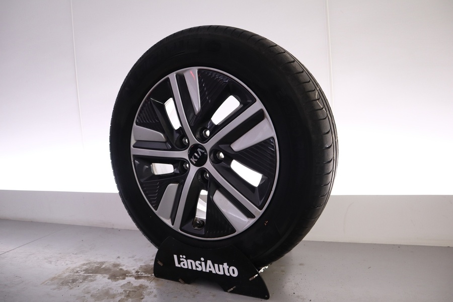 Kia Niro plug-in vaihtoauto