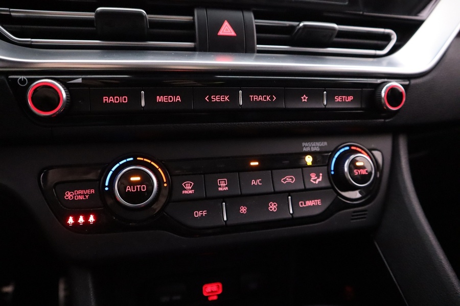 Kia Niro plug-in vaihtoauto