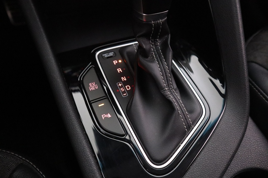 Kia Niro plug-in vaihtoauto