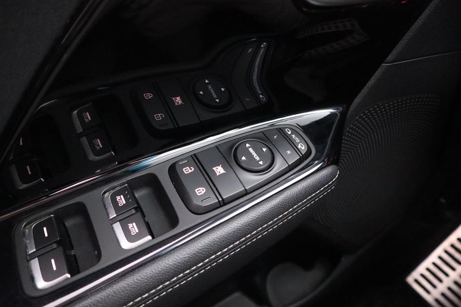 Kia Niro plug-in vaihtoauto