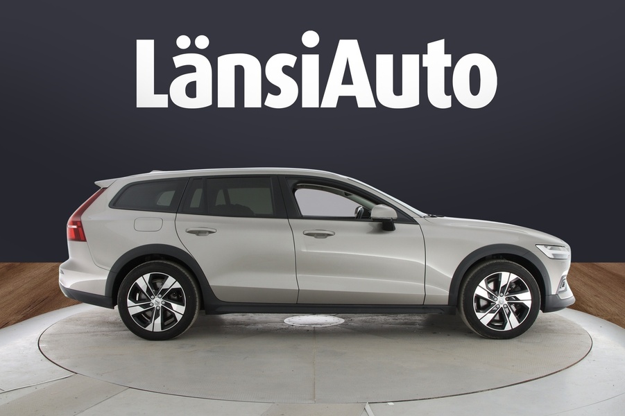 Volvo V60 Cross Country vaihtoauto