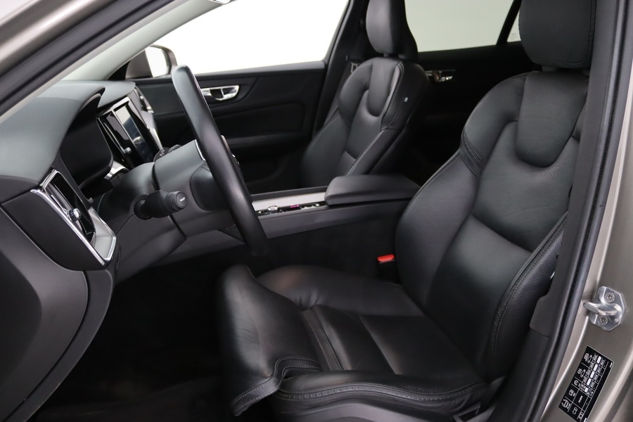 Volvo V60 Cross Country vaihtoauto