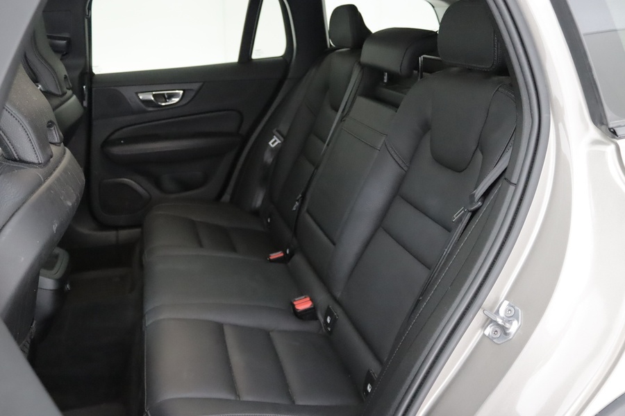 Volvo V60 Cross Country vaihtoauto