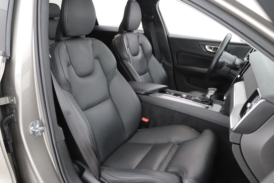 Volvo V60 Cross Country vaihtoauto