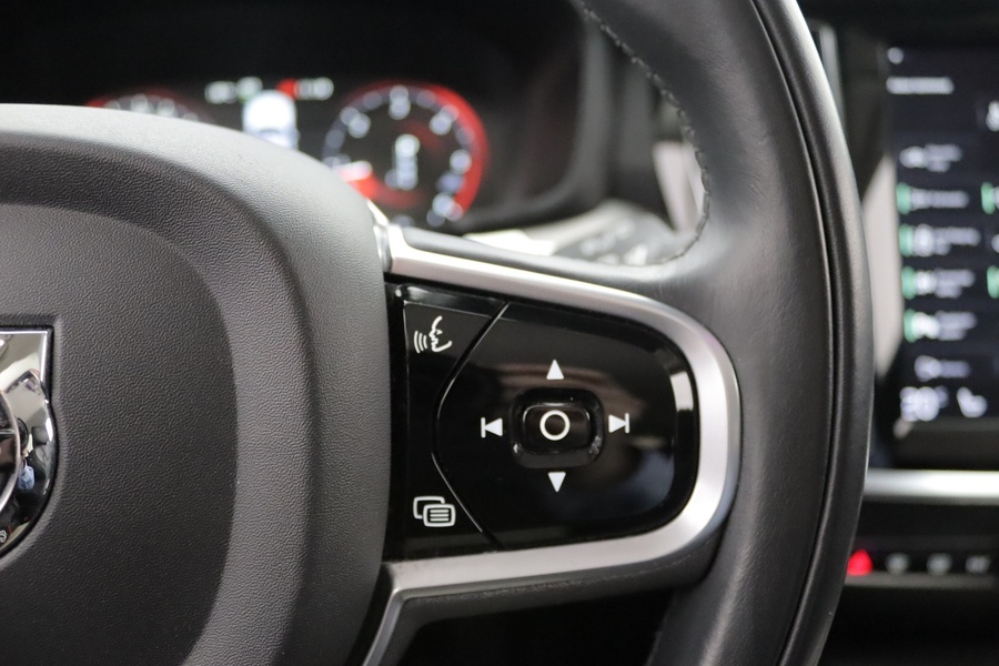 Volvo V60 Cross Country vaihtoauto