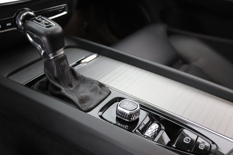 Volvo V60 Cross Country vaihtoauto